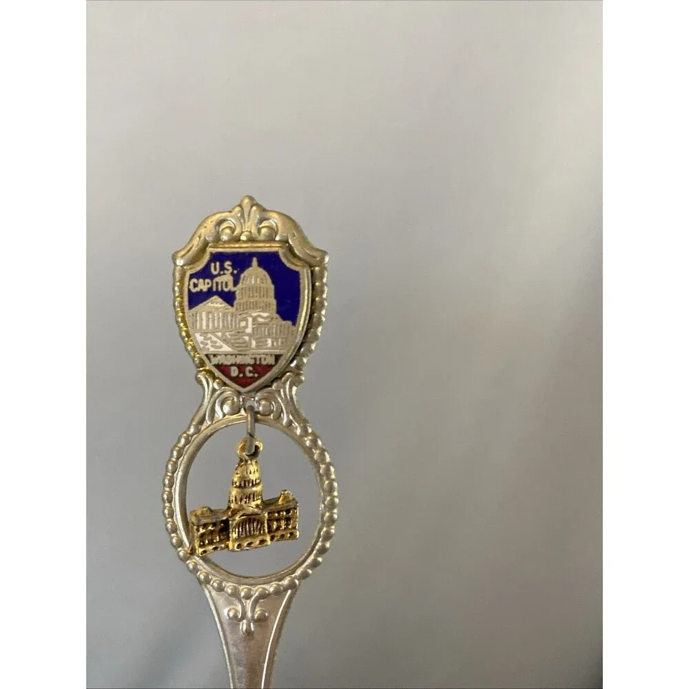 Vintage Souvenir Lot of 11 Spoons States Attractions Landmarks Small Mini Charms